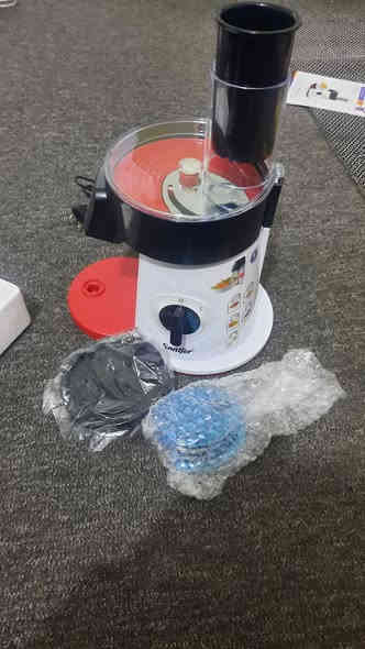 محضرة سلطه تفيد للبيت وللمطعم تثرم بصل واي نوع خضروات لسلطه السعر 60 الف
البصره مشراق الجديد الرقم ‎0775 204 8092
