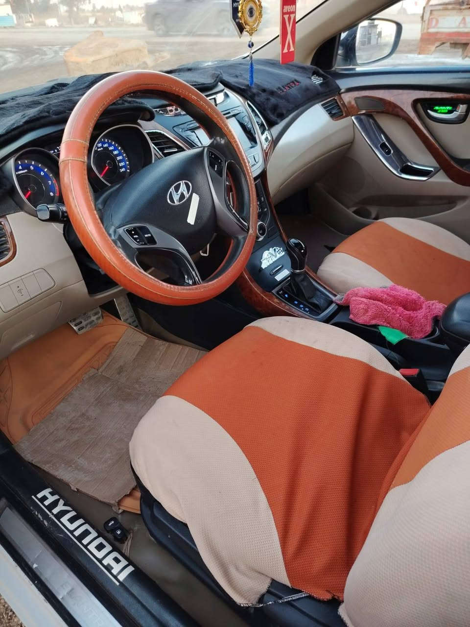 السلام عليكم
للبيع النترا ٢٠١٦
وارد خليجي مكينه ١٨٠٠ كفالة
فول مواصفات
فتحة بانوراما
مري شفط
كامرة
تحكم ستيرنك
غرفة نضيفة.     . عنوان الكوت مركز 
للاستفسار اتصال فقط
***********
