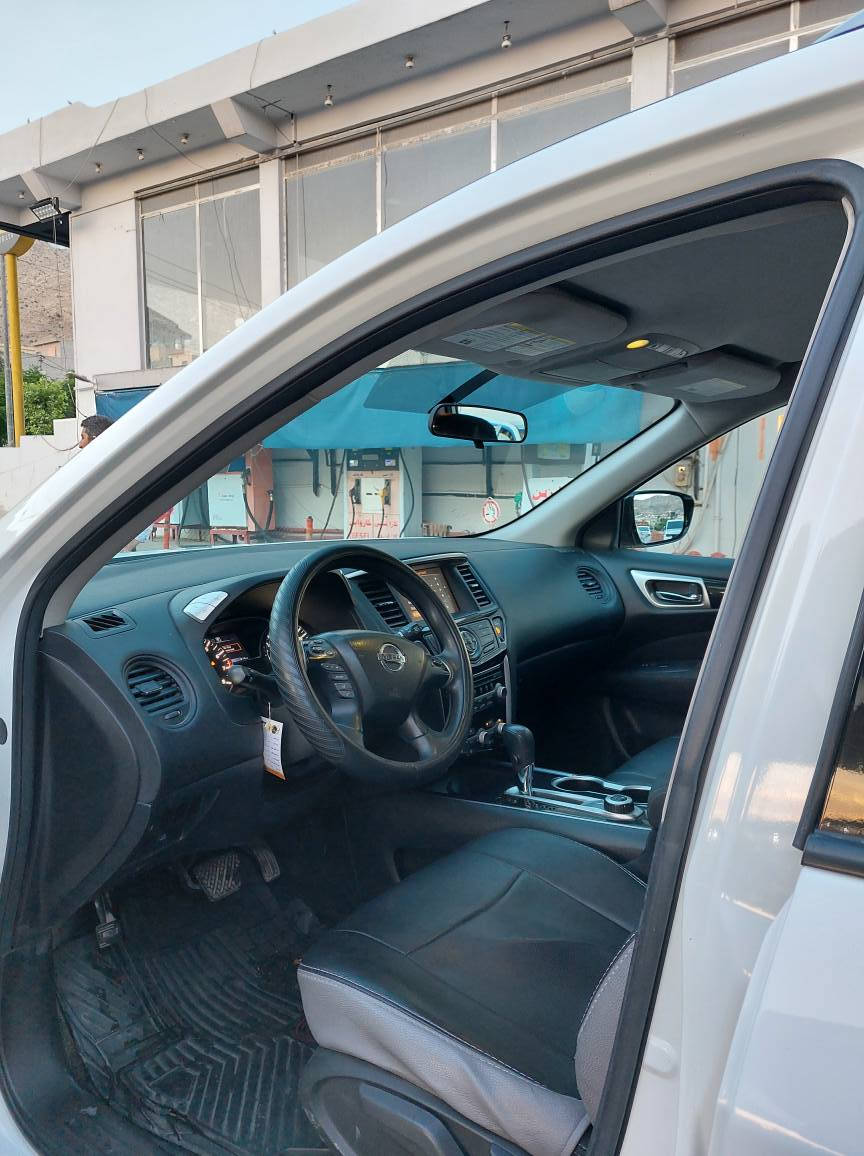 نيسان باثفندر موديل 2017 ✅  
اللون ابيض / مواصفات امريكية ( S)    ✈️
بيها بخ أمريكى. بدون صبخ وبدون حادث 🇺🇸
بصمة / دبل اكسل / شاشة كبيرة/ فاليوم
تعديل السرعة / 3  مقاعد / ويل كب / تبريد مركزي 
ماكينة ستة بستون 3.5 / V6 
المسافة المقطوعة : 120 الف ميل
السعر ( 170 ) ورقة 
رقم والسنوية بأسمى .
موبايل / *********** نشوان
,.......,......................................
نیسان پاسفاندەر  ✅
مۆدیل 2017 رەنگی سپی    ✈️
مواسەفات ئەمریکی ( S ) 🇺🇸
بەخی امریکی / هیج بۆیاغی وحادسە نیە 
بەصمە/ دەبل اکسل / شاشە گەورە / ڤۆلیۆم
تەعدیل سورعە/3مەقعەد / ویل کەپ / 
تەبرید مەرکەزی/ مەکینە شەش پستۆن V6  ✈️
120  میلی رۆیشتووە 
نەرخ ( 170 ) وەرەقە 
ڕەقەم و سەنەوی بە ناوی خۆم .
موبايل / *********** نشوان أربيل, العراق
