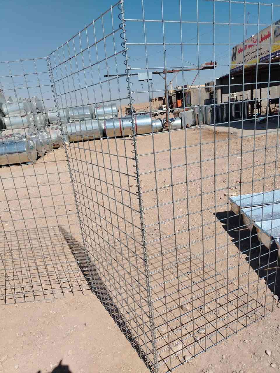 متاح سيم هسكو وسيم شائك يتوفر جميع القياسات جمله ومفرد العنوان الأنبار القائم الكرابلة معمل الأسعد ***********
