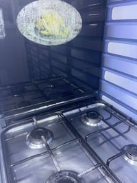 فرن • بحاله جيده • بدون تصليح