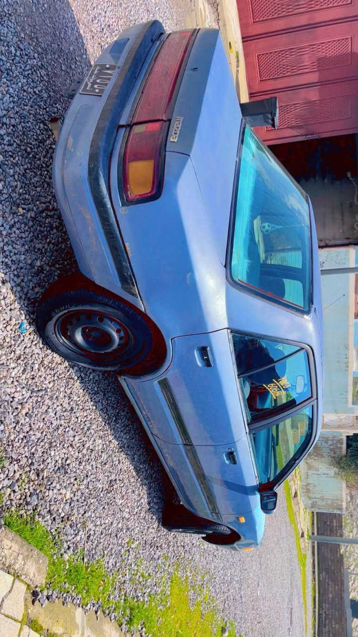 مازدا 323 بۆفرۆشتن سەیارەکە بێ سەراتایە واتا حلوجە کێشەی مەدەنی قەرداری بەشەرت.  گێرو مەکینەی بەشەرت وەرگوران  و مووس و بڕاوە بەشەرت. سەحری ئەم سەیارە 16 گەلاو محامەلە *********** ڤایبەری لەسەرە رانية, السليمانية
