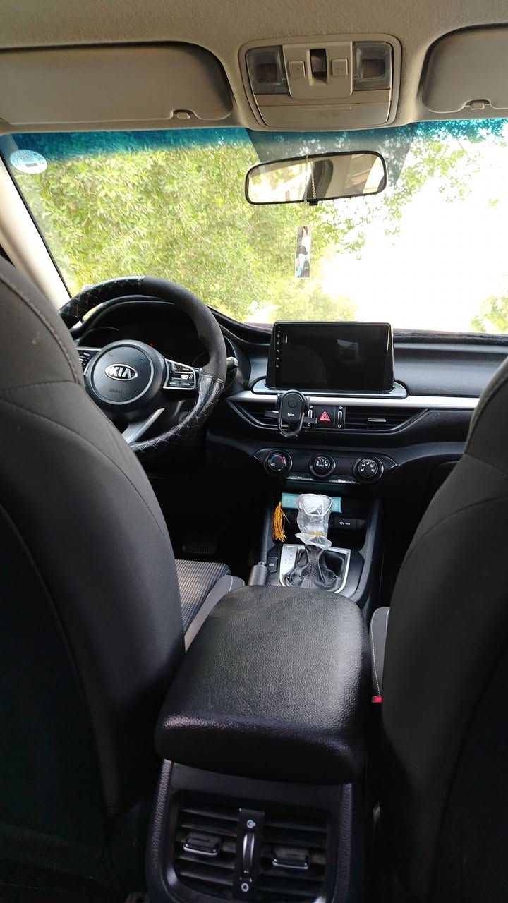 سيراتو 2019 خليجي رقم اربيل الدولي
شاشة كار بلي
فتحة سقف 
اشاير مري
تبريد قطعتين
كير اي تي
محرك 2000 دوش
سنوية 2029
***********
سعر ١٤٩ مكان بابل
