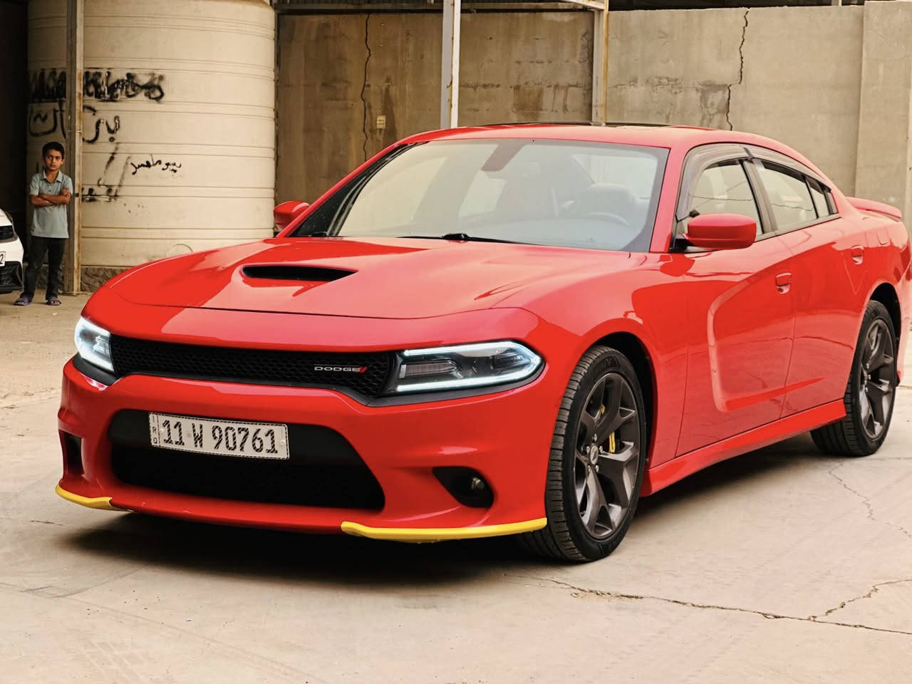 CHARGER GT   . 
جارجر GT  للبيع او المراوس 
السياره عليها ادامه كامله بل شركه 
تخم تاير جديد صدر جديد 
باتري جديد 
الرقم بغداد بسمي مشروع وطني 
الموديل : 2019 . (خليجي) . 
وكاله شركه ليث العبيدي 
السياره كفاله عامه من الصبغ والتبديل والبارد
الون : أحمر طماطي
المحرك : V6.  3.6L . 
السعر :  خاص
المواصفات :
* شاشه كبيرة مع نظام ملاحة GPS .
* الشاشة مع اوپشنات SRT . 
* سستم صوت الپاين مع سماعات پريميوم .
* ويل RT قياس 20 انج . 
* فتحت سقف (سلايد) . 
* مقاعد جلد رياضية . 
* مقعد السائق كهربائي . 
* حساسات خلفية . 
* تشغيل عن بعد . 
* محدد سرعة . 
* تلفون بلوتوث . 
* كاميرا خلفية .
* مرايا متحسسة للاضاءة العالية .
* كير شفتر بالستيرن . 
* دخول ذكي (بصمة) .
************
***********
