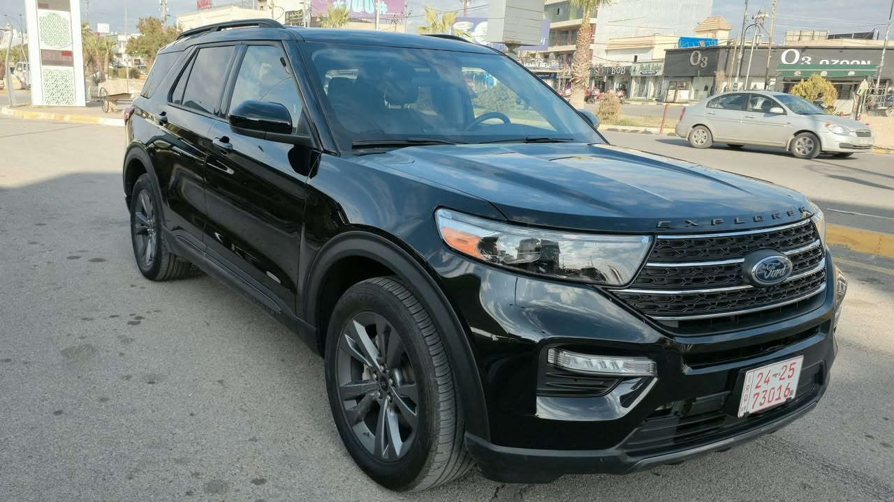 سلام عليكم
Ford  Explorer xlt 2023 4*4
لون اسود ودواخل هم ابيض واسود جلد 
ماشي 36 الف ميل 
السياره مواصفات فول 
 -بانوراما
- 4WD فور ويل السيارة 
-دواخل كشنات جلد
-المقاعد الخلفيه vip
- بيبان كلها بصمه
-تشغيل عن بعد
- ترحبيب بالمراية
-صندوق كهربائي شفط
-ويل سبورت بلادي حجم ٢٠
-لايتات ليد امامي خلفي 
-رادار امامي وجانبي
-نطام الحفاظ على المسار 
-كشنات تدفئه
-ستيرن هيتر 
-كشنات كهربائي
محرك ٢.٣  توربو
وبقيه المواصفات المعروفه

 حادث السياره  جامرلغ جهة السكن تعديل بارد  فقط حتى دعاميه بلاديه 
الايرباكات كلها سليمه 
الدواخل كلها سليمه 
صور حادث موجود بالمنشور 
للتفاصيل الإتصال 
***********  موجود واتس اب أيضا 
او مراسلة ع الخاص
مكان السيارة كركوك
