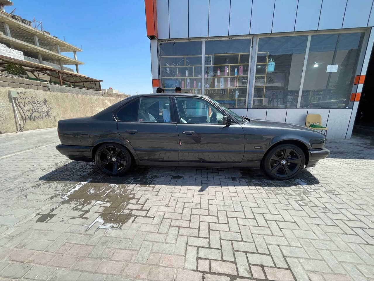 سياره البيع بي ام نضيف حلو محرك كير كله جديدرقم الهاتف *********** البصرة, العراق
