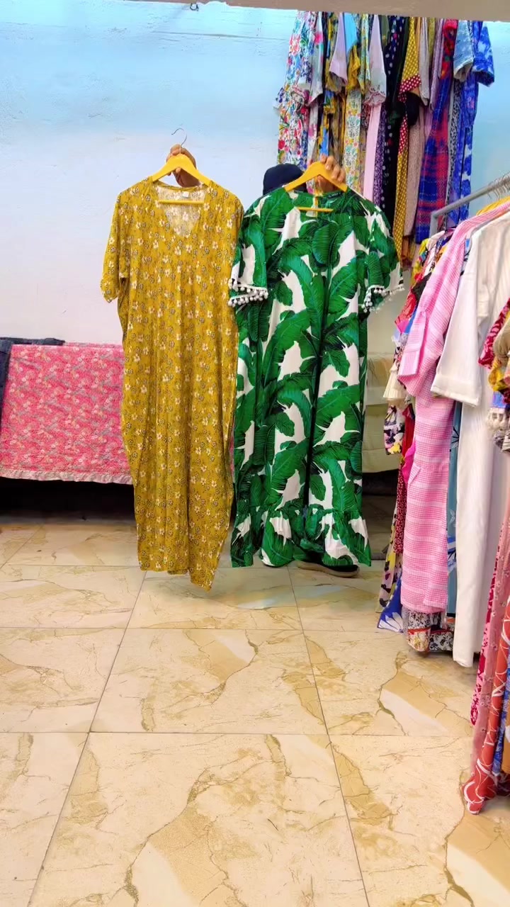 يا الله تعلن محلات محمد الزعيم عن كسر بضاعه جديده  خليجيه نبر وان المصادف الجمعه2026/2/13 الساعه 8:00صباحا كلشي متوفر صايه فساتين عبايه احذيه بوت كوت ريكود ستر جنط فساتين دراعه كركعيان  كلشي متوفر نسائي أطفال خليجي شي ان بات بات جمله مفردددد
العنوان: المحموديه خلف صحه الطلاب محلات محمد الزعيم شارع علوه الخضاره 
رقم الهاتف:***********
