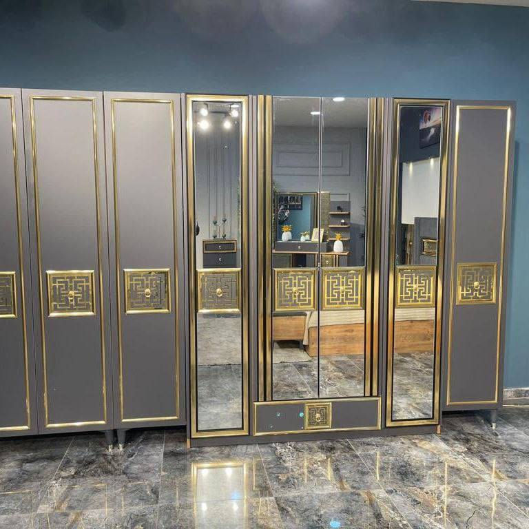 السلام عليكم
غرفة اخشاب تركية مستعملة اقل السنة وحيل نظيفة
السعر  1.250.000 وبيها مجال
حي الاطارات 
***********
