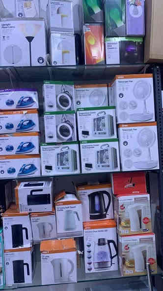 من رخصه الادمن
متوفر محل كامل مشكل منزلي وامزون تقريبا ١٥٠٠ إلى ١٦٠٠ قطعه عده النواعم شلعه بسعر مناسب المكان اب اربيل 

تواصل على هاذا الرقم ***********
