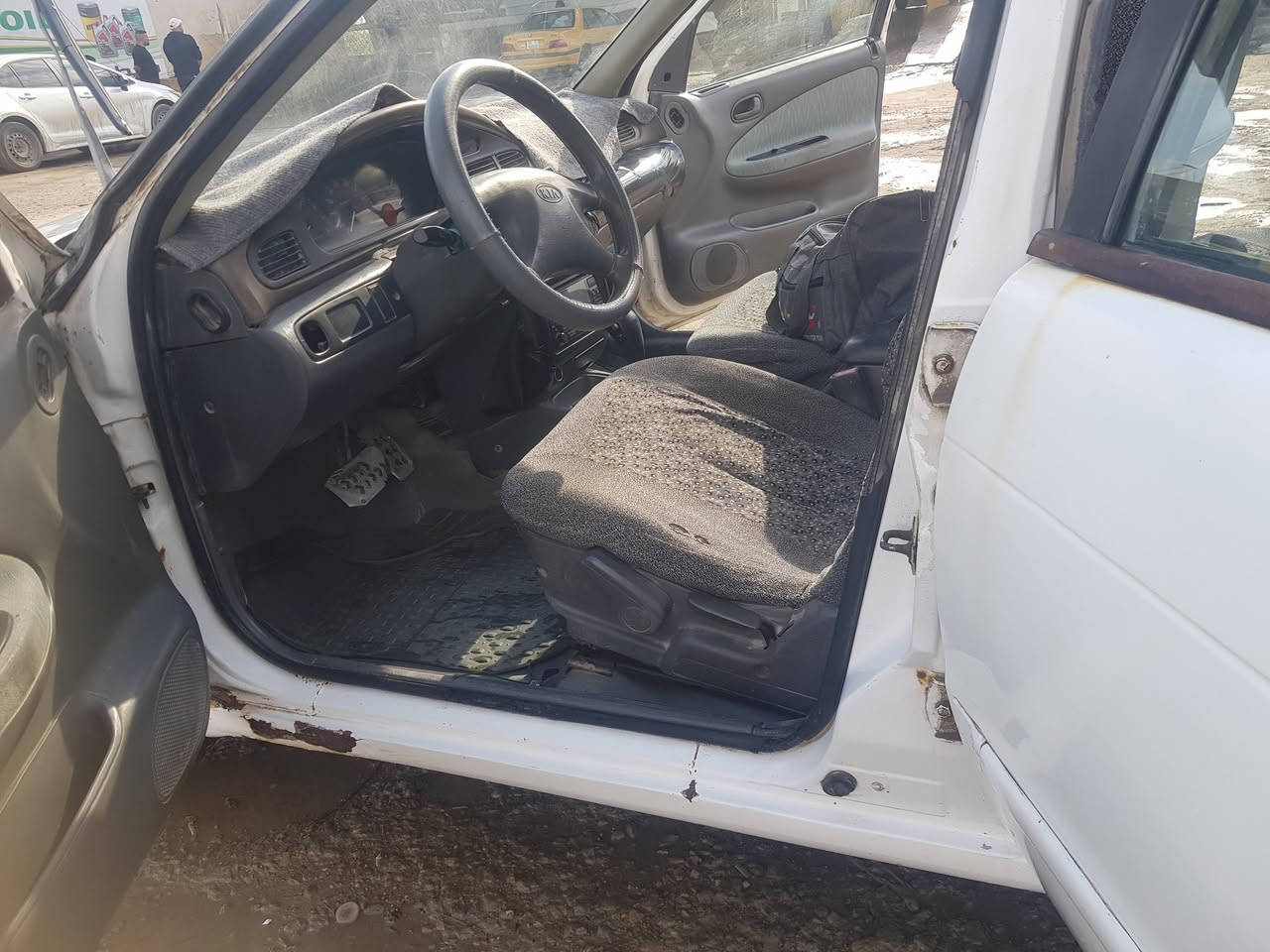 سيفيه ٩٦ جديده تبريد تفه صدر مابيها اي نقص كير اوتماتيك بيها خياسات بل دوس بس كهربايات صار ١٥ يوم حولتها هزه جديده عنوان سلمان باك *********** السعر ٣٦
