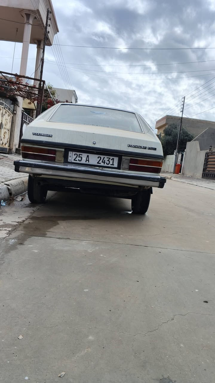 سلام عليكم سياره للبيع برازيلي موديل 1984 مشروع وطني سنويه لحد 2031 رقم الماني كركوك تعمير جديد كير محرك مابي اي عيب كهربائيات كله شغال بدون اي ضربه وسياره جاهزه صبغ عام للجماليه فقط بدون ضربه سياره شرت التحويل سياره باسمي سعر
💸37 // ***********
