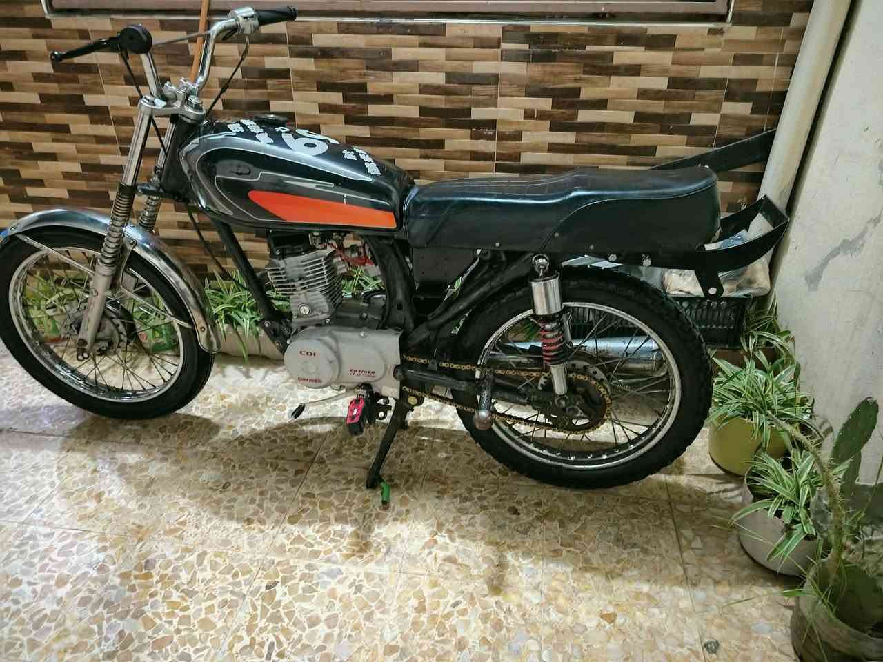 سلام عليكم سخت يراني اربعه كير للبيع الماطور كدام العين فول نضافه ماطور ما صالو شي من معمر موديل 19 معدل وتحريكه شرط 300 وبي مجال حك جيتك اليسر


**إذا كنت صاحب هذا الإعلان وتريد حذفه لأي سبب، رجاءا أرسل رسالة إلى الدعم الفني**