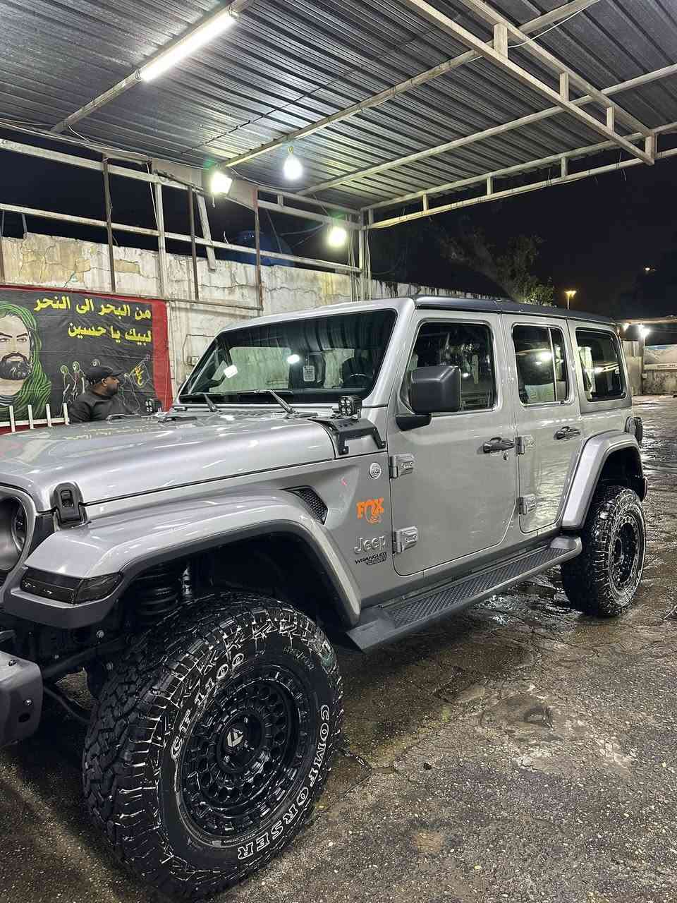 السلام عليكم
رانكلر ٢٠١٩ 
ماشية ٨٠،٠٠٠mi
مرفعة ٢،٥ فوكس
التفاصيل كلها موضحة بالصور + صور الحادث بدون ايرباك
للتواصل
***********
