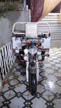 ستوته لبيع نضيفه حيل موديل 2021 مكفوله من ركبا ومن أوراق ومحرك 0785107...