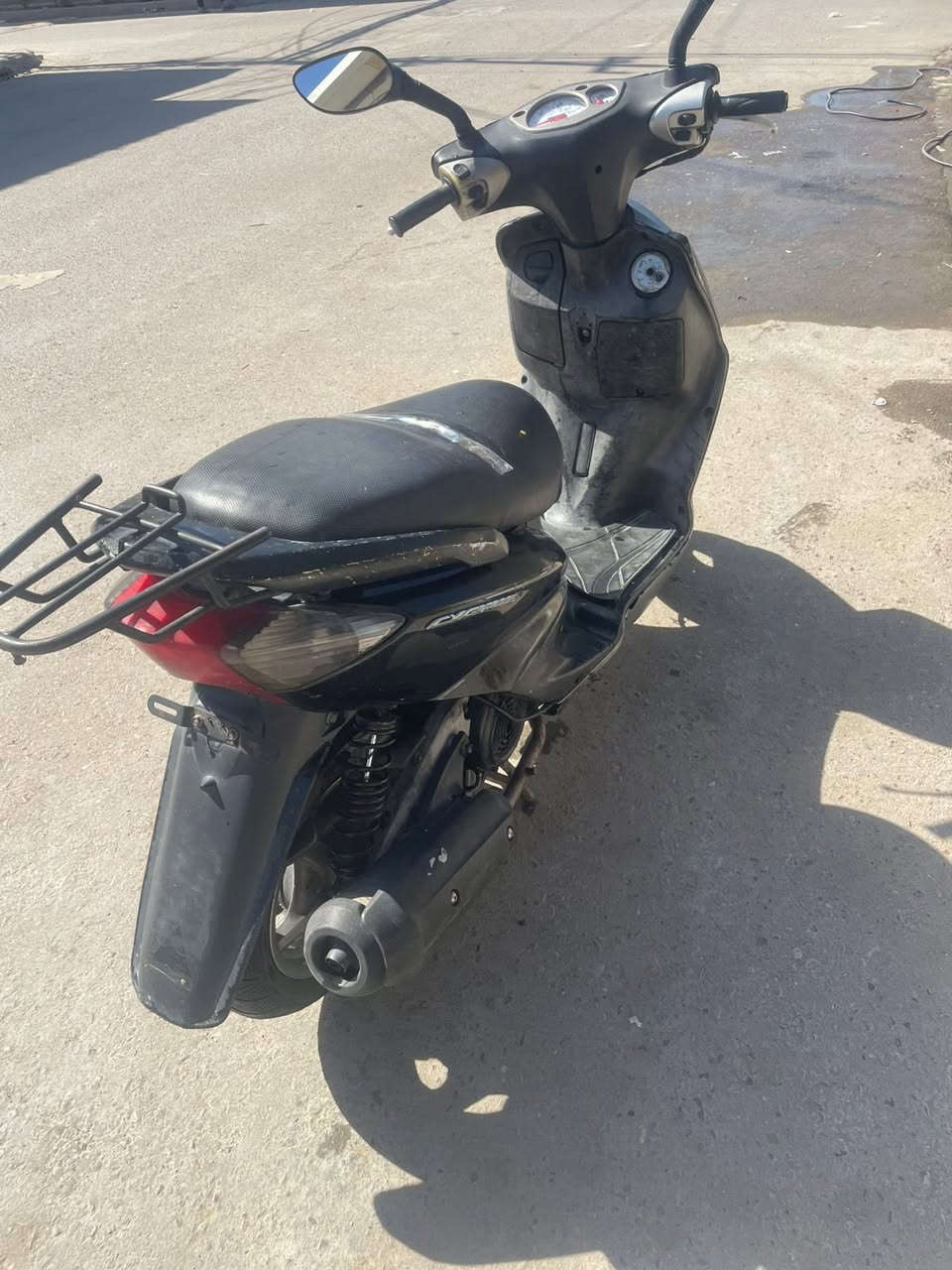 سكنس نثيه نظيفه كلشي بيه شغال نكره سلف مكينه ناعمه مامفتوحه دراجه مامتعوبه من بيت للدوام سعر 750 بغداد. الشعب ***********
