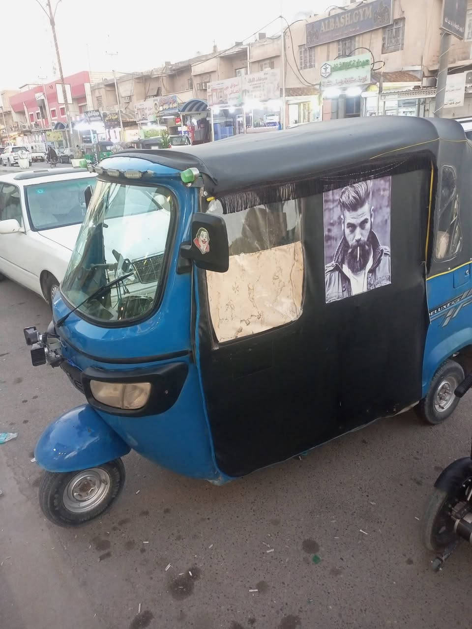 السلام عليكم تكتك تي في اس موديل ٢١ بيها ضربه بل لغد رقم وسنويه مجفته مره وحده ***********
