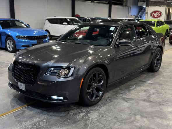 اوباما 2023 فئة S

اللون : فيلي

سعه المحرك : 3.6 vvt

المسافه المقطوعه :  50480 mi

----------------------------------

🚘 المواصفات 🚘

وارد امريكي  🇺🇸

بصمه

بانوراما

شاشه

كاميرا

كراسي كهرباء

تدفئة مقاعد اماميه

حساس امامي و خلفي

فرش جلد

سستم سماعات ALPINE

نظام تسخين المرايا

ويل 20

تحكم مسجل

تحكم سرعه

اضويه اماميه و خلفيه LED

تشغيل عن بعد

بروجكتر

حساس تجاوز

تحديد مسرب

 

----------------------------------

⭕️ حادث السياره الدعاميه الاماميه تبديل و صبغ / و الجاملغ الامامي اليسار تعديل على البارد جزء بسيط - الحادث مرفق مع الصور ⭕️

الايرباكات: جميع الايرباكات سليمه

للتواصل / *********** يتوفر واتساب

مكان السيارة بغداد معارض البياع
