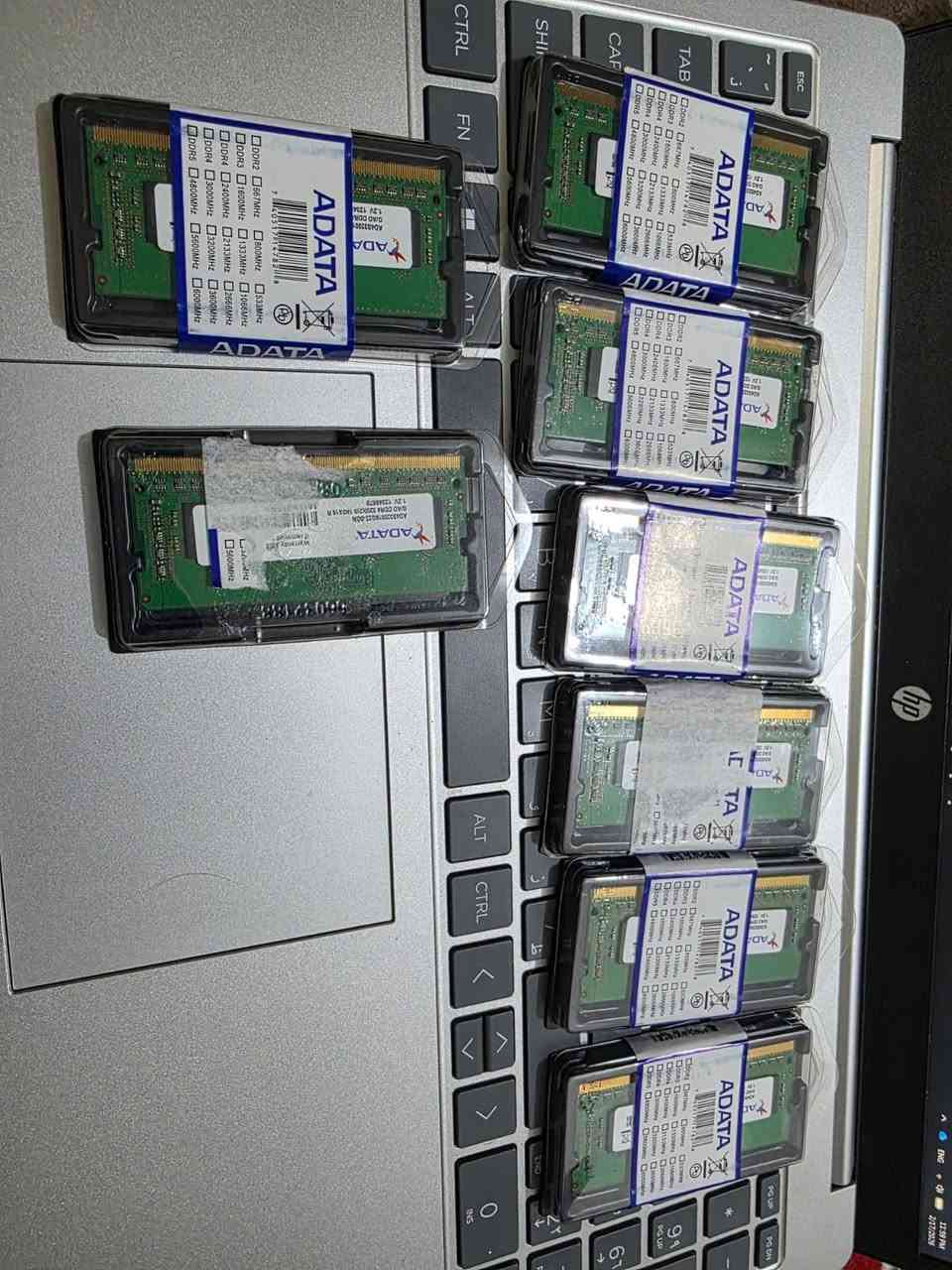 السلام عليكم 
رامات Adata DDR4 

8 قطع

جربت قطعة وهاي من داخل CPU-Z

شلعة وحدة حط سعر وبالعافية

شكراً جزيلاً


**إذا كنت صاحب هذا الإعلان وتريد حذفه لأي سبب، رجاءا أرسل رسالة إلى الدعم الفني**