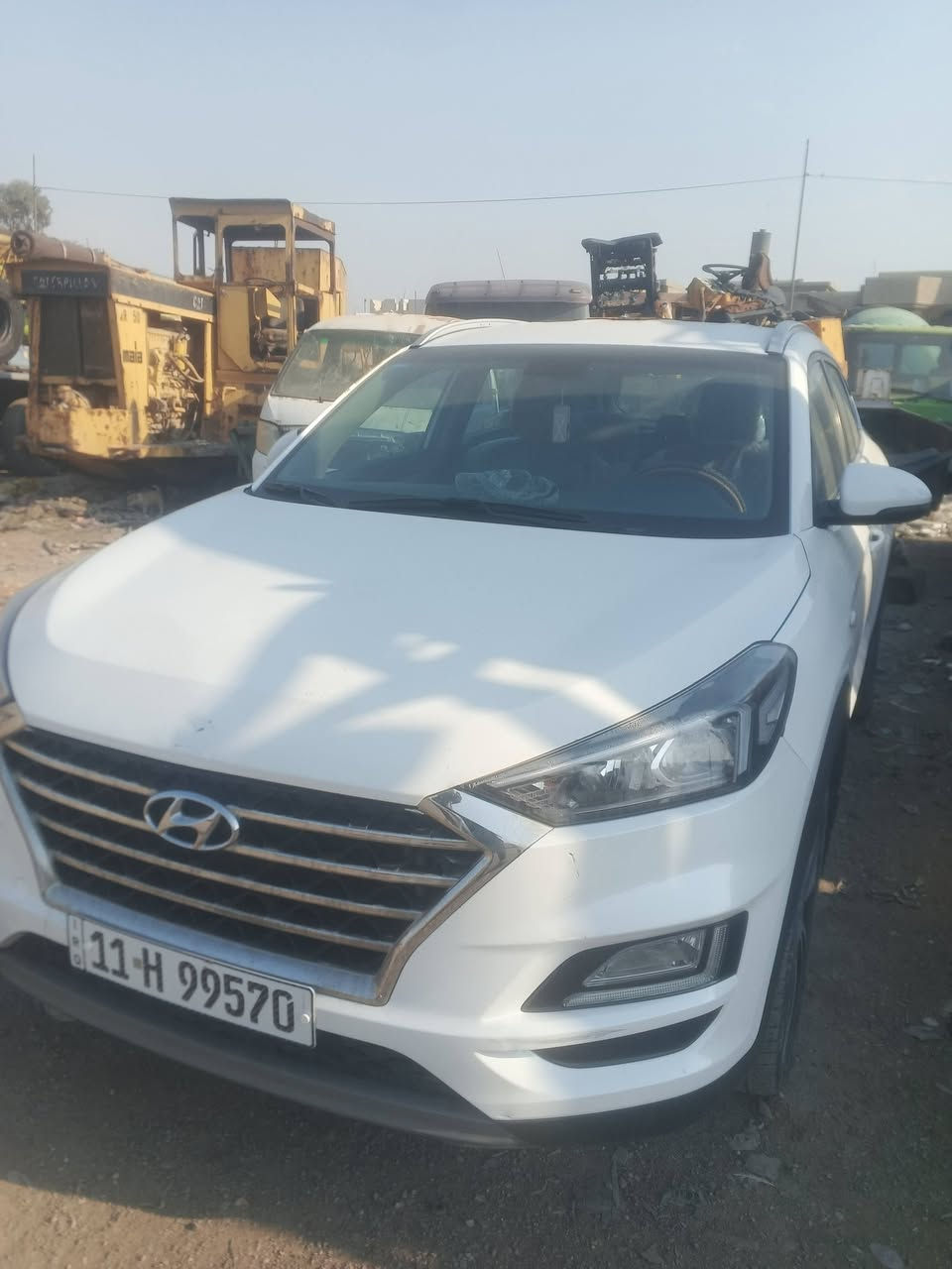 توسان 2019فول عده الفتحه دبل بصمه ماشيهه50رقم بغداد انكليزي بسمي السياره تخريب جاملغين امامي وبنيد مبدللهه اصلي وبيهه رصعات بتكمهه والباقي مكفول كوله حته دهن الكير مبدلهه عله ايدي لسعر155السيارهه خير من الله 200دوش مود درايف ***********
