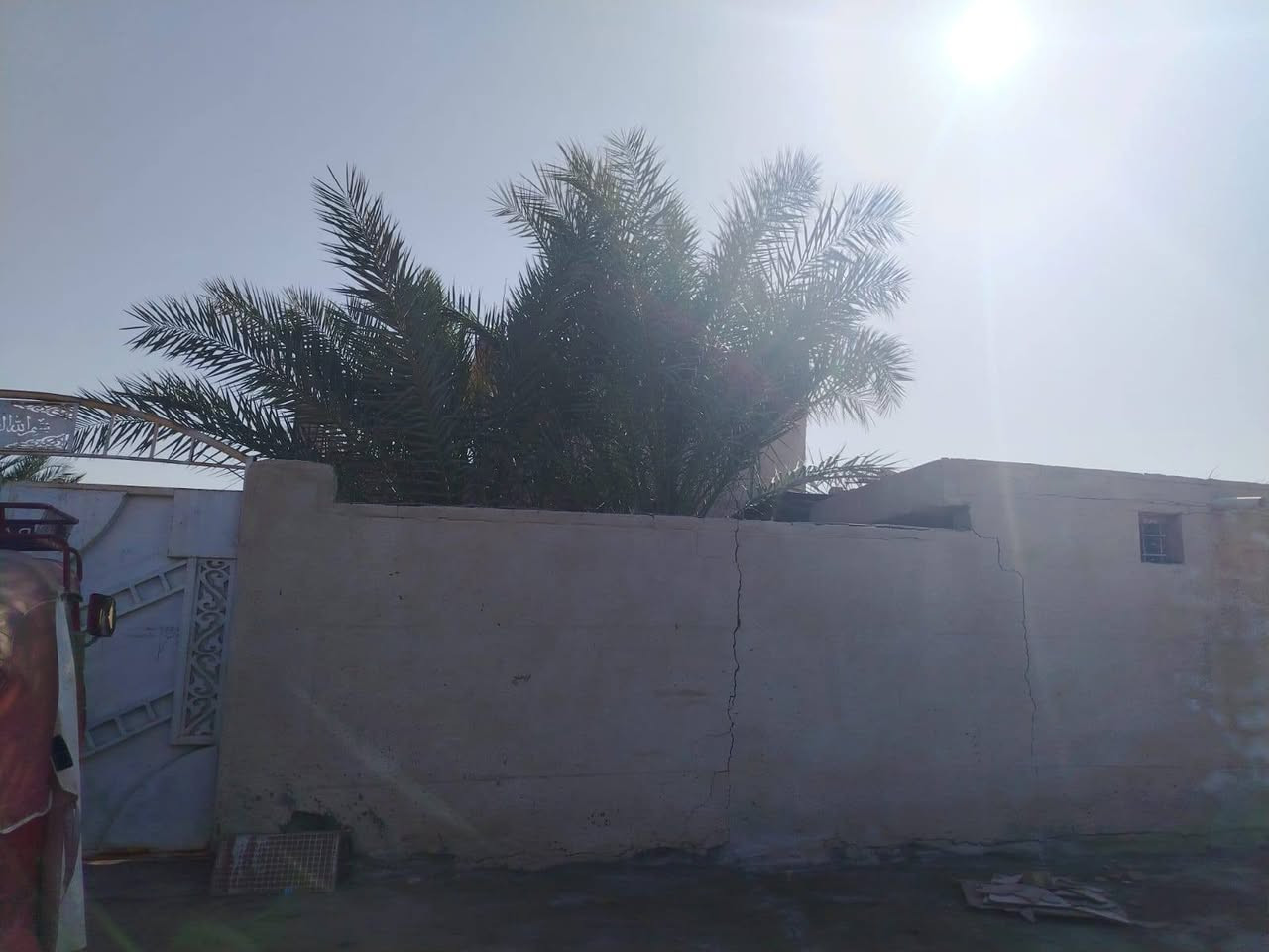 السلام عليكم بيت للبيع في السلاميات  رقم القطعه 4264 بشارع الضغط
***********واتساب
