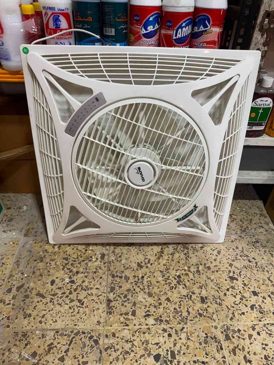السلام عليكم
مروحيه سقفيه عدد2 مستخدمه استخدام قليل نظيفه كلش السعر٦٠ الف وبيهه مجال بسيط مكاني بغداد البياع ***********
