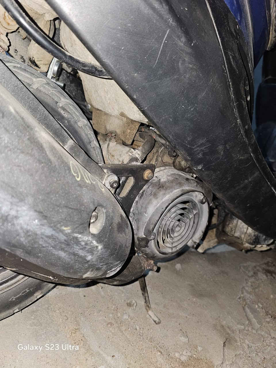 يماها ٩زروف ب٣٠٠بيها مجال بصره ابو الخصيب 7877822010
الدراجا جاهزه توني شاد محرك رمبا مال حاويا  تيرات جدد دبلات جدد 
سلف شغال هندر شغال كهربايات كلها شغاله
