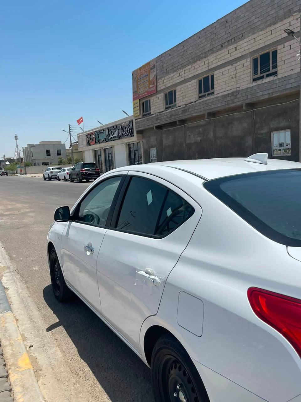 نيسان صني 2024 هندي شباج الجديد بليته زركه 
كفاله عامه ضربه صبغ تبديل بارد سونارها مرفق مع الصور 
ماشيه 26الف كير مكينه تبريد حداده كفاله .السياره جديده حيل دهن امس مبدله رقم أربيل بأسم شركة السعر 123 مكاني البصره 
للاستفسار ***********

