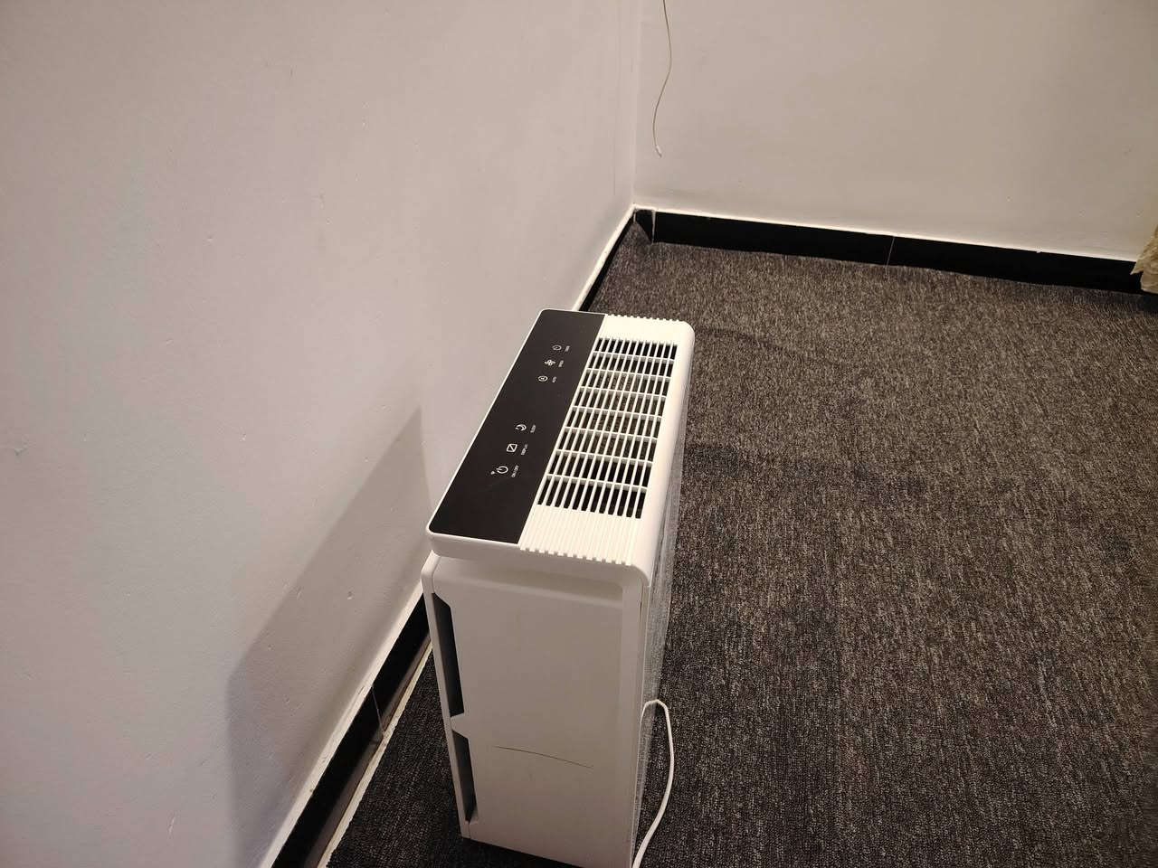 سلام عليكم منقيه هواء اصليه وحجم كبير تربط على الموبايل واي فاي الصوره أخذه وشوفه على الكوكل تطلع التفاصيل الك الاستفسار الاتصال على الرقم
***********
