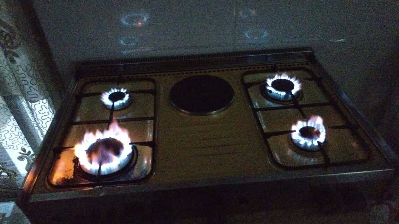 طباخ للبيع4 عيون ومع فرن شغال ب100 وبيه مجال
ناره قويه وزينة ما شاءالله مكاني الكوت


**إذا كنت صاحب هذا الإعلان وتريد حذفه لأي سبب، رجاءا أرسل رسالة إلى الدعم الفني**