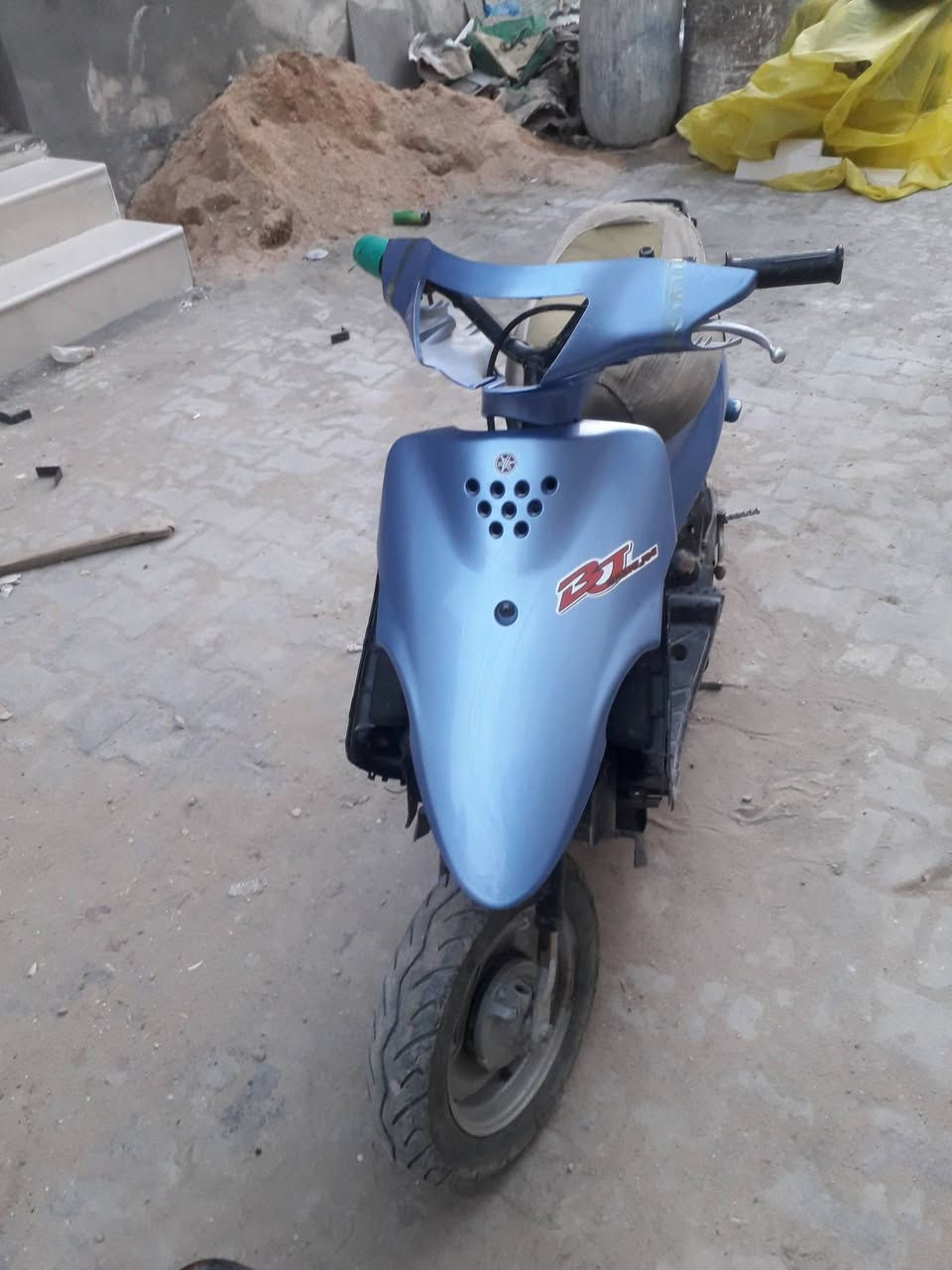 دراجه ٩زروف للبيع سعر ١٥٠ قفله مكان حي رمضان قرب جامع امام حسين ***********
