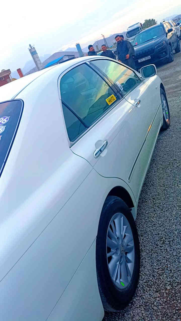 بِسْمِ اللهِ الرَّحْمَنِ الرَّحِيْم
بەناوی خوای گەورە و میهرەبان 
تۆیۆتا کڕاون شاهینە بۆ فرۆشتن
بڕاوەی دوبەی سەیارەکە زۆر خاوێنە ماڵی دۆستە یەک دینار مەسرەفی نیە
مەکینە 182 بێ دوکەڵ
مواسەفات ٣ دوگمە ناوزەرد سێ پەردە بەس سەلاجە نیە سارد و گەرمی هەیە بەشەرت برێکی بەستراوە بۆ چاڵ و شوخت مەگەڕێ وەک شوشەیە سەیارەکە 1 دینار مەسرەفی نیە نرخ 50 گەڵاو معامەلە شوێن ڕانیە سەروچاوە

***********
