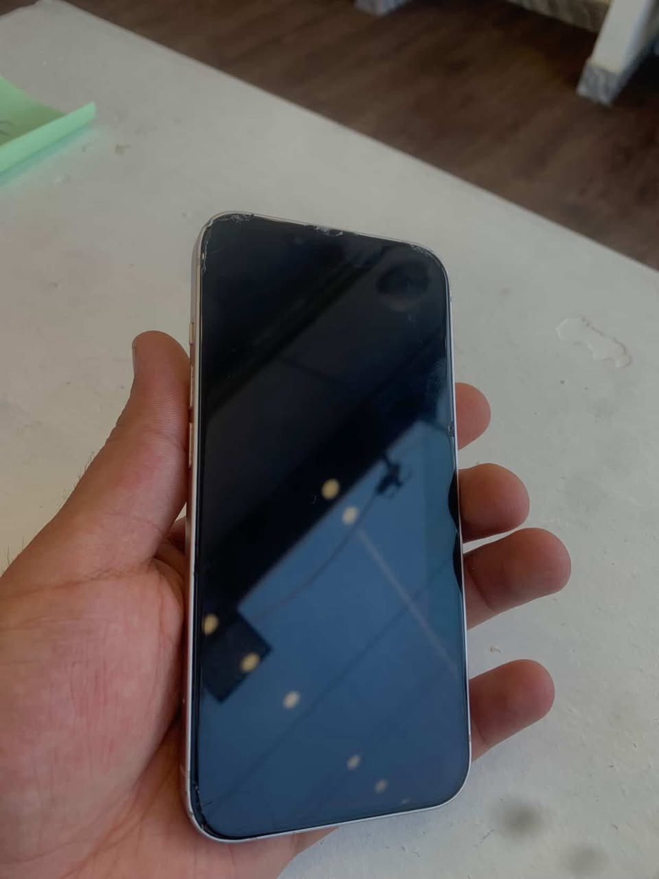 السلام عليكم ايفون 13 عادي كله بلادي شرط الفحص ذاكرة 128 بطارية 78 للبيع او المراوس حسب القناعة 
كركوك واسطي 
077390 40036
