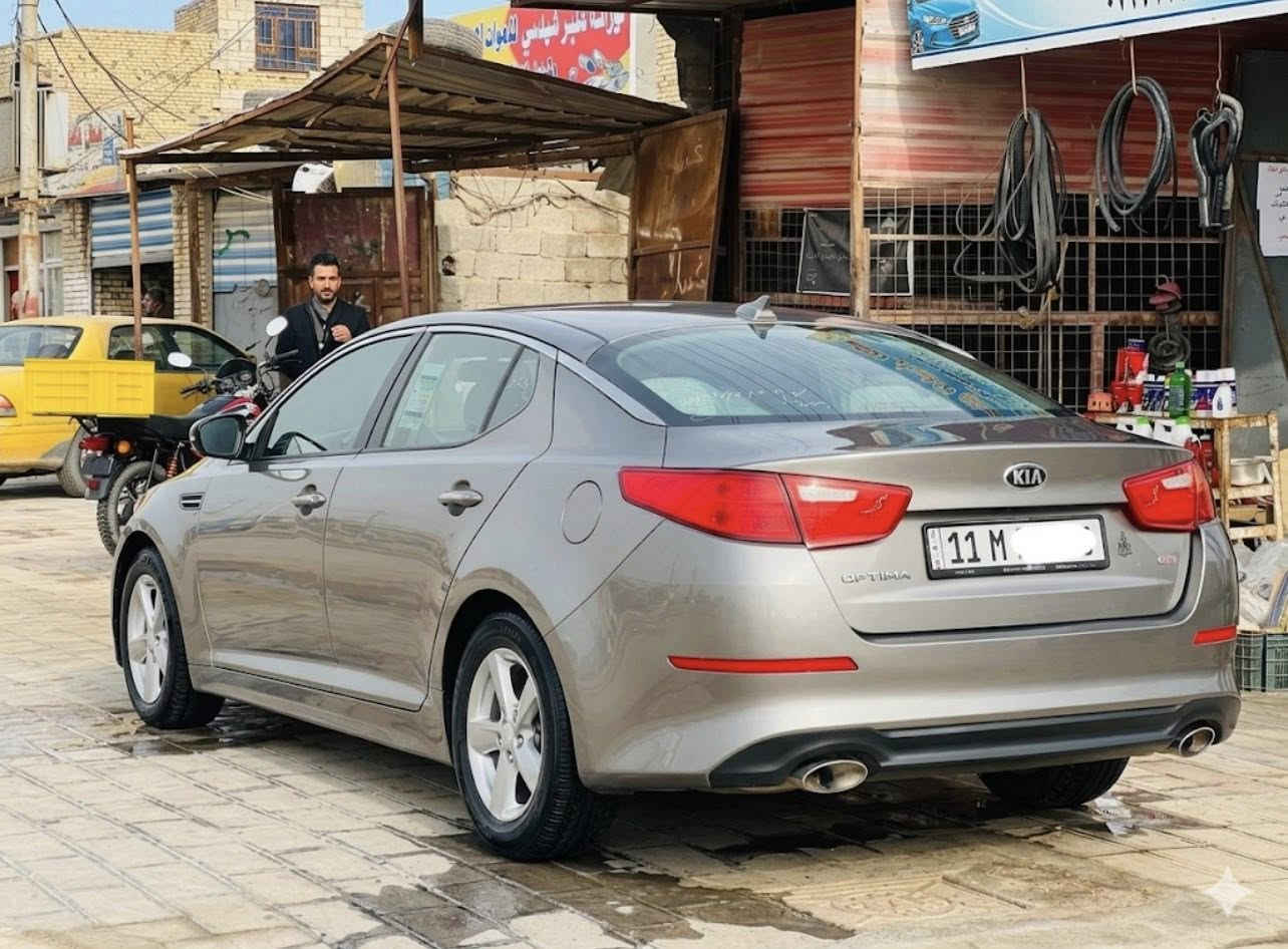 سلام عليكم كيه او بتيمه مديل 2014 أمريكي كلين كفاله عامه 
من غرق ضربه وصبغ وتبديل مكينه 2400 مكينه كير حداديه كارتون
سياره جديده معنه الكلمه رقم بغداد نكليزي مشروع وطني 
سياره جاهزه 
مكاني ناصريه قضاء الشطره رقمي ***********/
وتساب ***********
