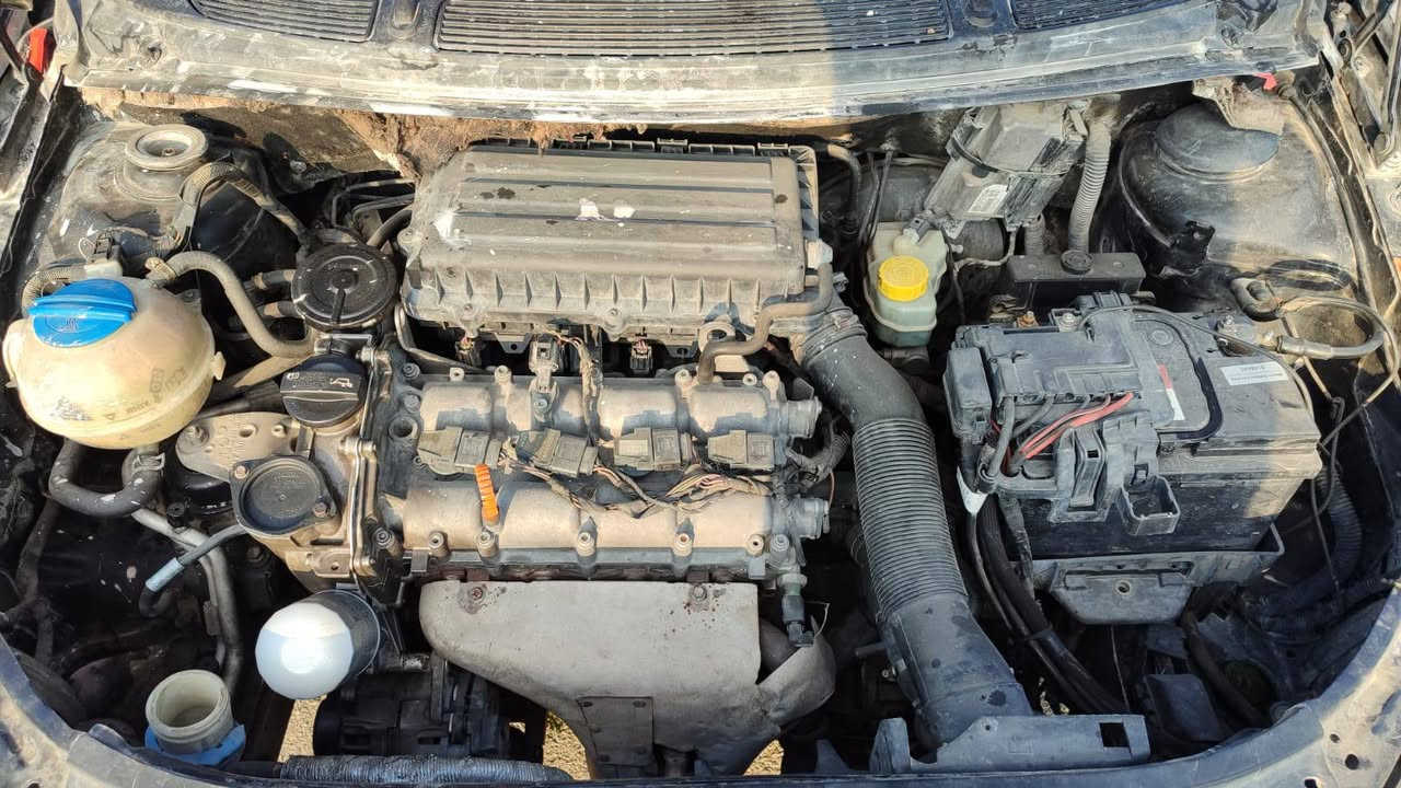 شکۆدا فابیا
٢٠١٣
ڕەش
دوو پارچە پارچە بۆیاخ بێ ناوگرتن
چوار جام کارەبا 
گێچی دیجیتاڵی 
گێچی گەورە
ئاوێنە هیتەر
مەکینەی ١٦ زنجیر کراوەتەوە بەشەرت
٦ گێر 
ئۆتۆماتیک و عادی  و سپۆرت 
تەبرید بەشەرت
سەنەوی بەسەر چووە
*********** السليمانية, العراق
