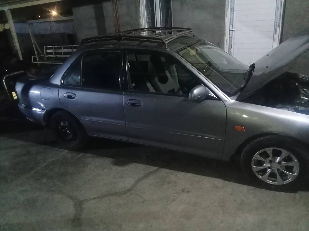 ابراتون 2000 رقم ديالى رقم جديد 
بسمي مصبوغة عام محرك 2000 كير اوتو تخم تاير جديد صدر امامي خلفي جديد العنوان ديالى المقدادية ه.*********** السعر 43
