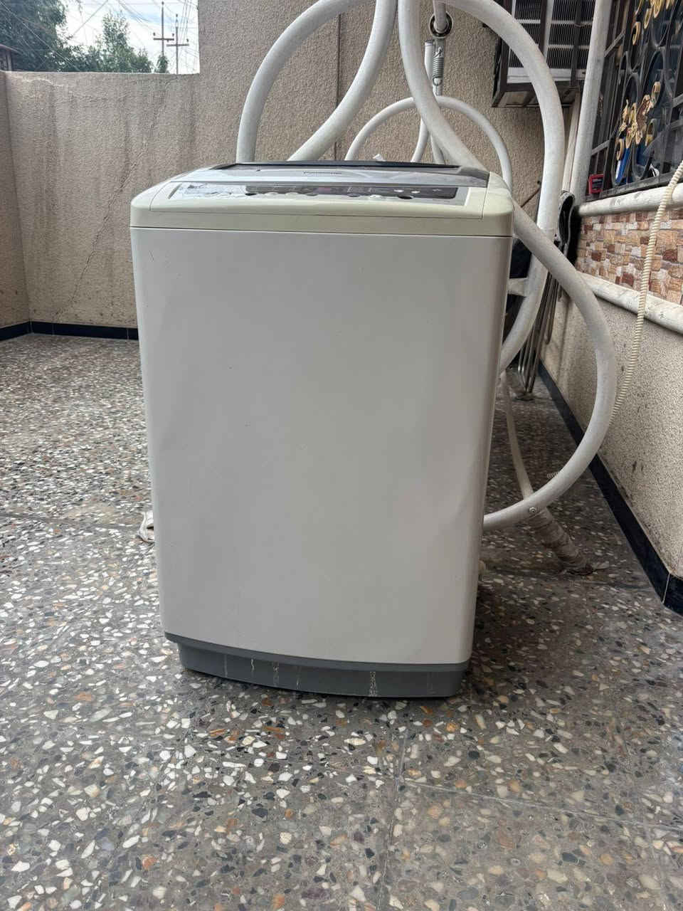 سلام عليكم غساله مستعمله نظيفه جدا حجمها 11كيلو شغاله وكلشي مابيها السعر 125000الف وبيها مجال للاتصال *********** العنوان الدوره
