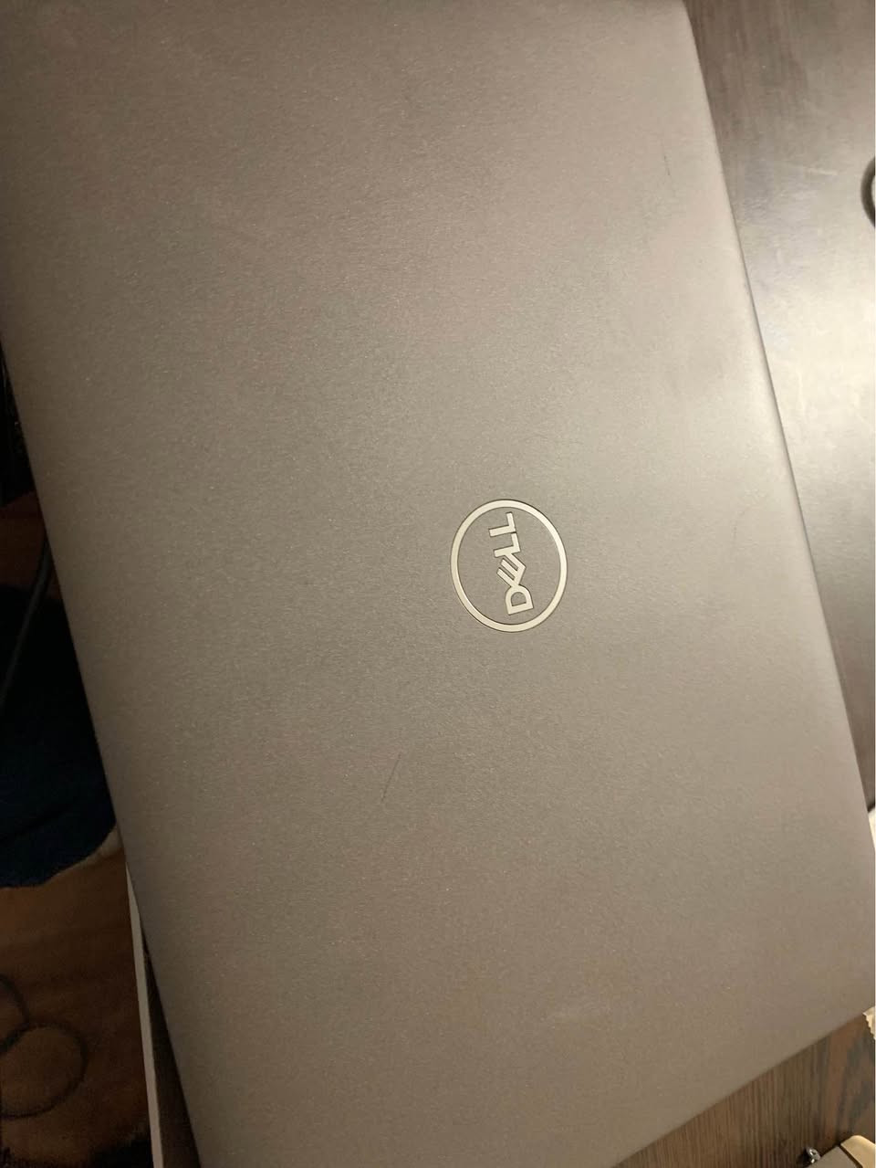 السلام عليكم 
 لابتوب ديل 5400
نظافة عالية
Core i5 جيل ثامن
رام 8 ddr4 
Ssd nvme 256 
مناسب لجميع الاستخدامات 
كيبورد ضوئي
بطارية ٥ ساعات
السعر ٢٤٠ الف
موجود توصيل للمحافظات 
ضمان شهر أربيل, العراق


**إذا كنت صاحب هذا الإعلان وتريد حذفه لأي سبب، رجاءا أرسل رسالة إلى الدعم الفني**