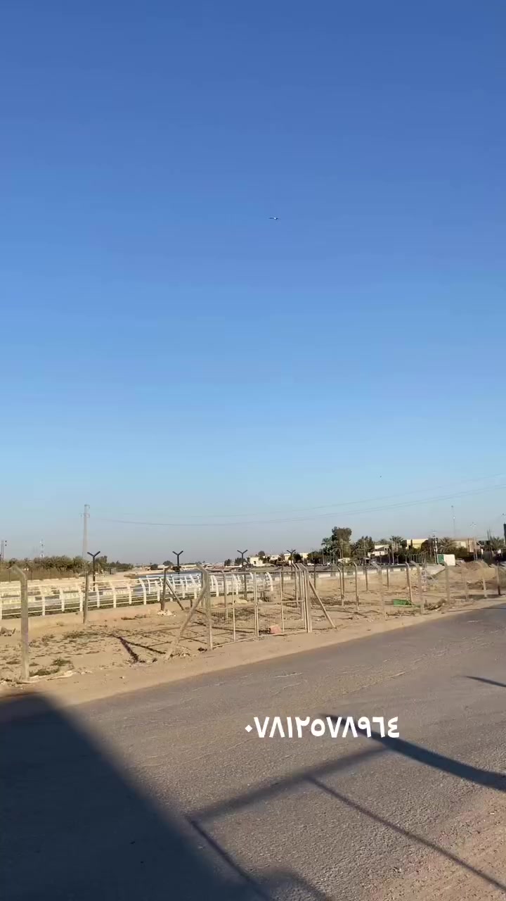 السلام عليكم 
يعلن مكتب العيساوي للعقار 
عن وجود قطعه مساحه ٣٠٠متر طابو زراعي سند ٢٥في زوير الغربي سنتر ع الشارع خدمات كامله تبعد عن جسر بته مسافه نص كيلو  تصلح سكن أو استثمار 
الاستفسارمراجعه مكتب الكاىن في زوير الغربي
اوالاتصال ***********
