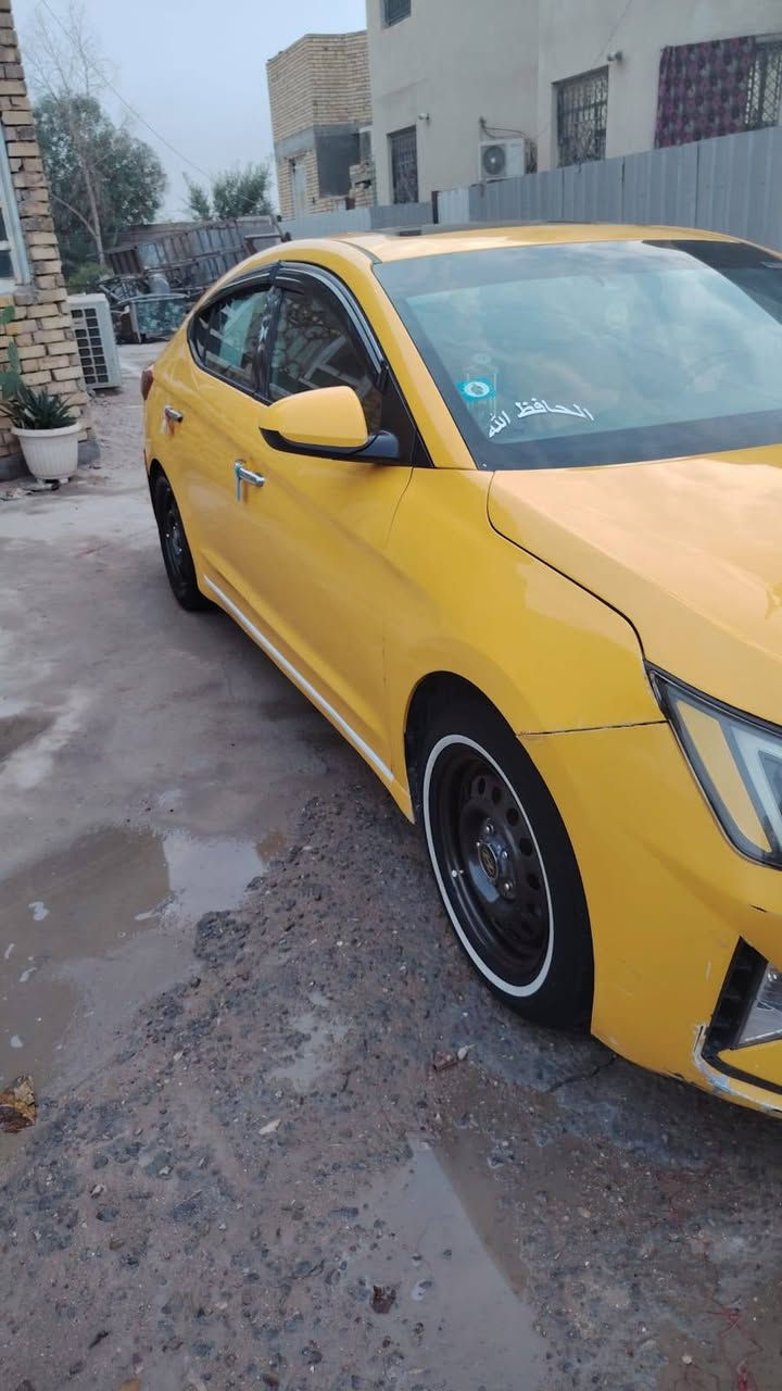 السلام عليكم
الانترا ٢٠١٩ فول مواصفات ١/١ 

مكينه ٢٠٠٠

كير ال ايتي المرغوب 

السياره جاهزه من كلشي ومابيها اي نقص وشادلها منضومة زنون 

عنوان السياره كربلاء 
السياره مصفره هيه وغرامات ب اسمي السياره مداور ثاني يوم 

السعر ١٢٨ 

***********
