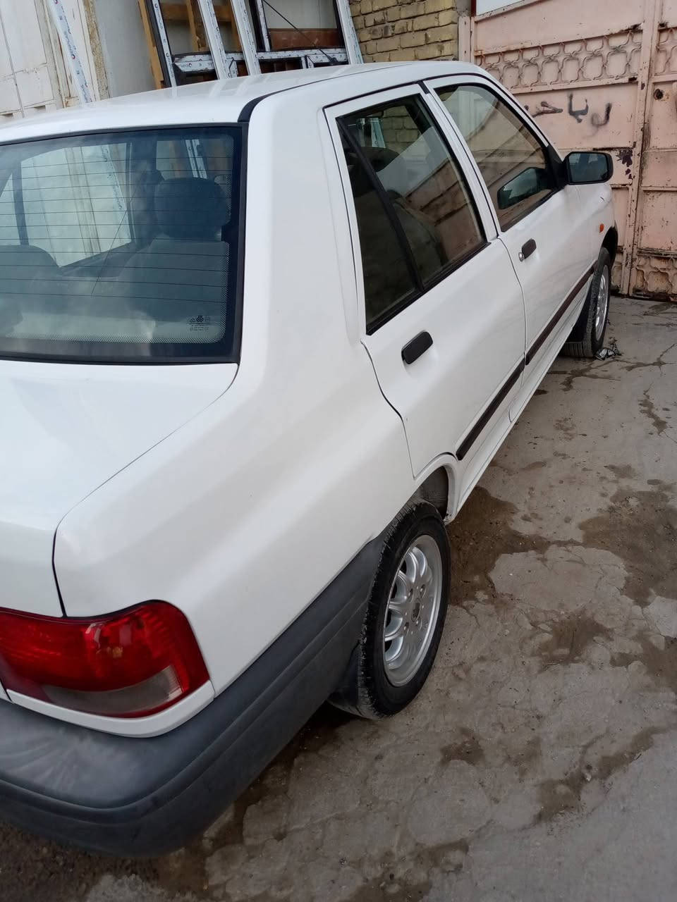 السلام عليكم سايبا موديل 18 للبيع كله بلادي ويل كم شاشه حجم كبير دبل ايرباك حساسات بيه صبغ بس الباب الخلف السائق ربع باب مكاني الحله مركز المدينه سنويته ساقطه اتصل على الرقم *********** وبيكم خير وتدللون
