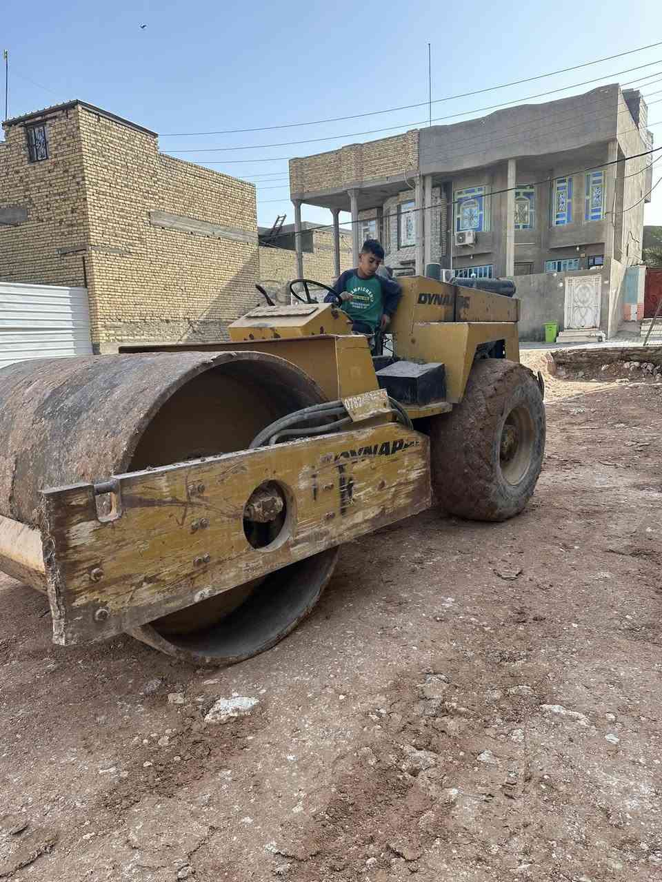 للبيع حادلة دينباك السعر٧٠ورقة ***********
منفيس كاتي
