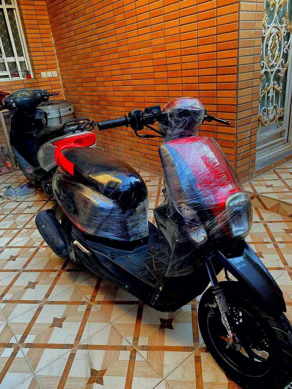 السلام عليكم دراجه بوليسي للبيع 
موديل 2025.شغاله سلف هندر بكل وقت. 
 مكينه ماكس ياباني120محرك مامفتوح تجي وتفحص 
دراجه  نظيفه كامله من كلشي كل نقص مابيها تجي وتفحص وتقتنع يله تاخذ 
 شلعه معدل يخبلان  دراجه كهربائياتها كلها شغاله  لايت عالي ناصي اشاير يمنه يسره كلهن شغالات.  
تواير مبدلهن جداد كدام ووره. 
سبب البيع(متوازي على قصد واريد ابيعها) 
السعر: 325وبيها مجال 
المكان: كربلاء شارع الحر  
الرقم: ***********.وبي وايتساب
