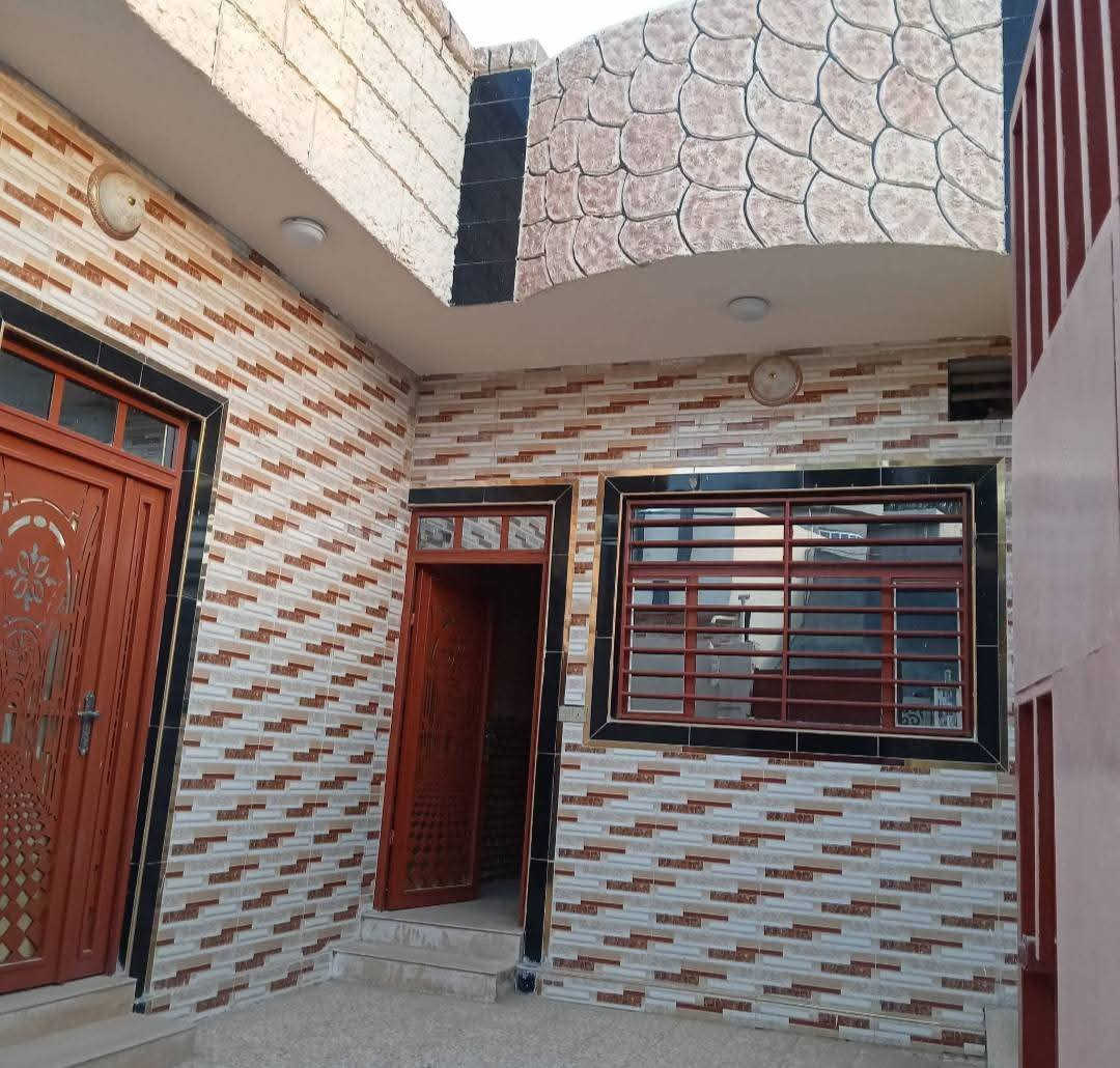 دار للبيع مفرق تلكيف مقابل
جمعيه نور
مساحه ١٦٠ متر طابق واحد
استقبال ومطبخ وهول 
وغرفتين نوم 
وصحيات
دار زيرو تسليم فوري
زراعي نموذج ٢٥ حق تصرف
بي كرت بلديه
خدمات ماء كهرباء تبليط
***********
