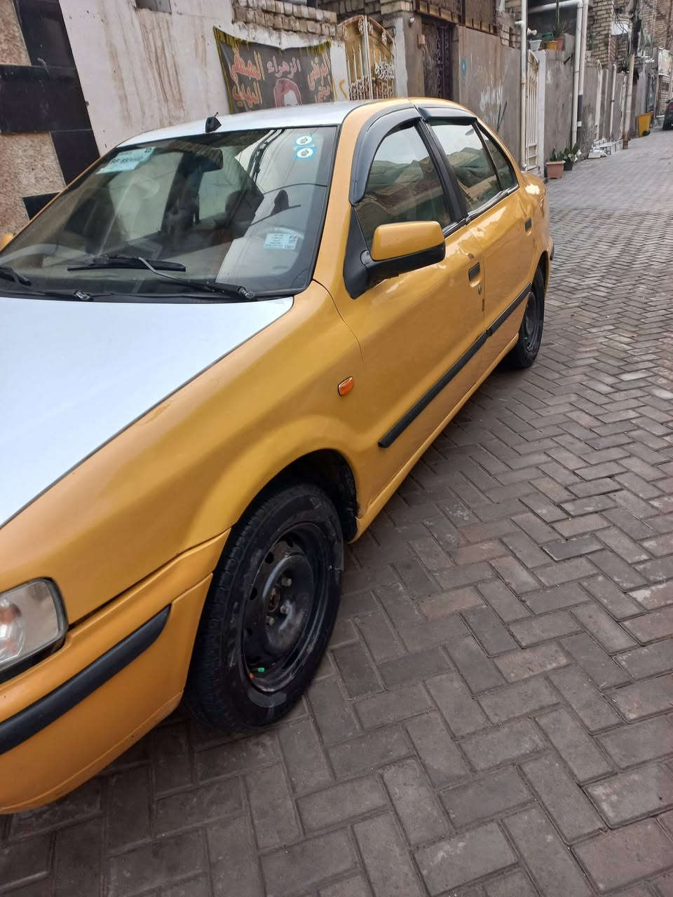 السلام عليكم
سمند موديل ٢٠١٢ ناطقة

مكينة كير فرنسي

تبريد تدفئة 
تخم تاير 
بطارية جديدة

شرط التحويل 

بغداد ام الكبر

السعر٣٦ 

***********
