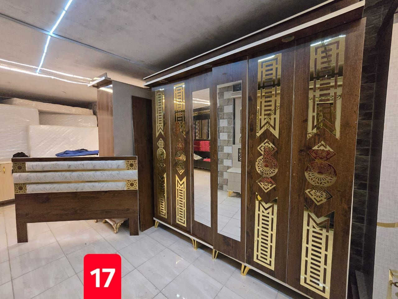 😎#تكسير الاسعاار بلش 😍
👑بس⛔️ ب5مليون و200الف مع فرشة هددددية😍😎
🔥👈 احدث واجمل تصاميم غرف النوم خشب لمايكا 👍🏼
📲للاستعلااام
الغرفة مؤلفة من..
1️⃣#خزانة 6 ابواب فتح220 _220 مع أضائة😍
2️⃣ #تخت مجوز صندوق،150×190
 3️⃣#بيرو مراي 4دروج+بابين
4️⃣ #كمديناات عدد 2 مع تاج

 5️⃣شازلونة لتخت بأحدث تصميم
6️⃣الغرفة نوم خشب  #ميلامين سماكة 14 بالكامل
🚛يوجد توصيل وتركيب
🌹🌹🌹🌹
التواصل والاستفسار مسنجر 💥


**إذا كنت صاحب هذا الإعلان وتريد حذفه لأي سبب، رجاءا أرسل رسالة إلى الدعم الفني**