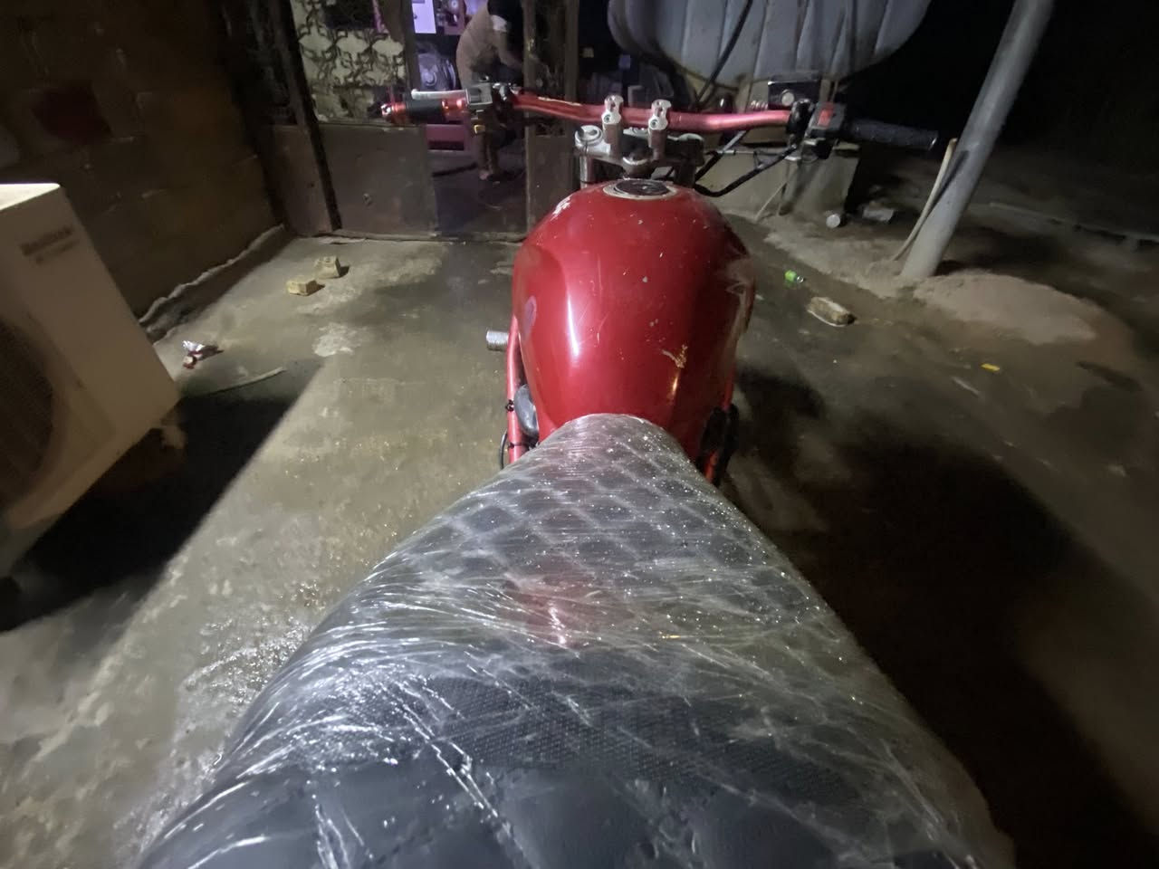 دراجه بانده اكرستال محوره محرك 200 تشتغل نكره دراجه مكفوله محرك فول شلعه معدل جاهزه من كلشي بس شغل وتطلع السعر خاص او اتصل اذا شراي***********
