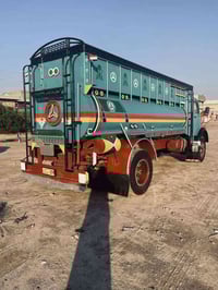 ابوردين • ٧٥ سيارة • ٨ طن