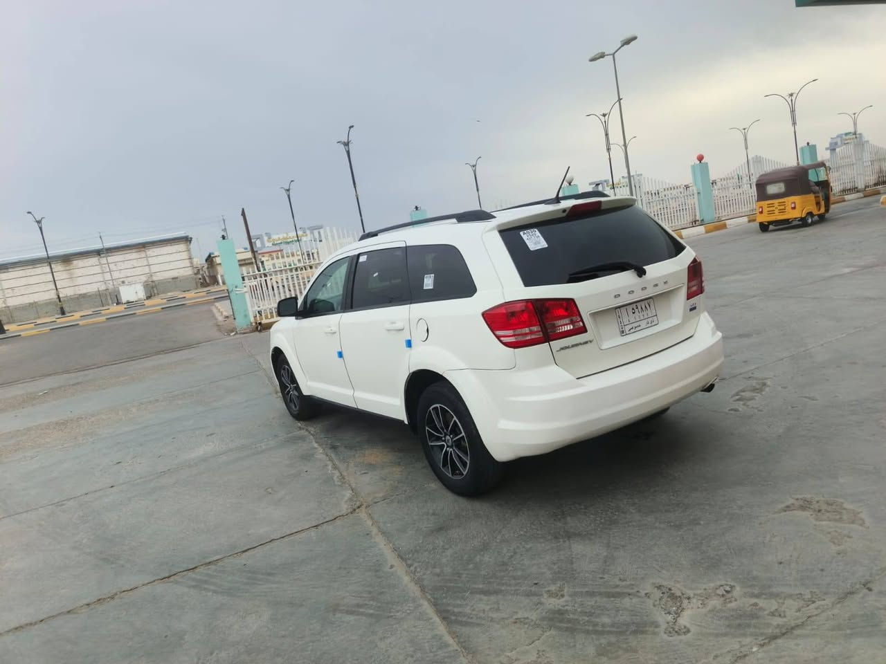 جورني 2018 امريكي  السعر (100)
***********
 محرك 2400 مكينه وگير كفاله حداده نضيفه 
مصبوغه احزام 7راكب رقم ذي قار تحويل مباشر 
عنواني البصره البصرة, العراق
