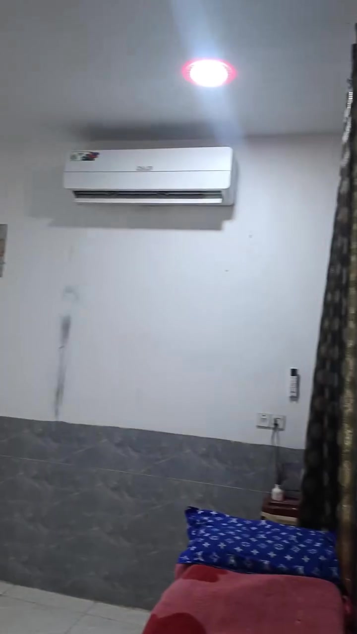 دار للبيع طابقين كامل خدمات بكاع بيت كوز ***********
