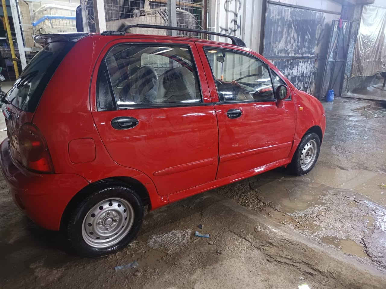 السلام عليكم سياره للبيع كيو كيو 2012 رقم بغداد الدولي هزه جديده سنويه جديده تحويل مباشر ابسمنه السياره جديده كير محرك خير من اللة كيرها دكم السياره تخم تاير باتري جديد تبريد شغال تدفئه شغاله كهربائياتها كلها شغاله ماعدةجامه العكس السائق مكانها بغداد ابو غريب سعرها 34وبيها مجال قليل الاتصال عل هاذه الرقم *********** وغير متواجد عل فيس كسرها كدامك كلب وتاخذ
